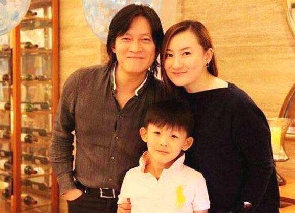 杨志刚为什么不拍戏了：杨志刚妻子是谁及其资料照片