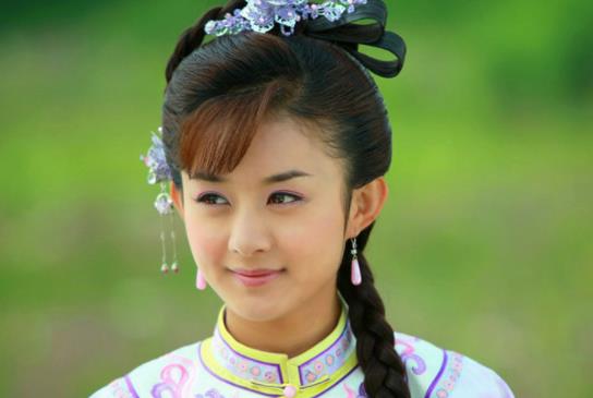 赵丽颖资料简介:演员赵丽颖最新消息父母及家庭背景 赵丽颖资料简介:演员赵丽颖最新消息父母及家庭背景