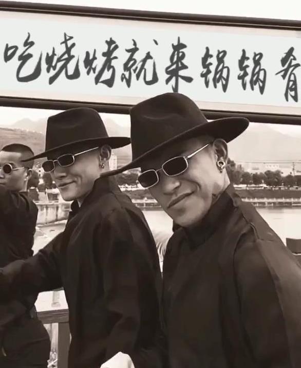 网红攀娘个人资料及走红经历：攀娘脖子上纹的是什么