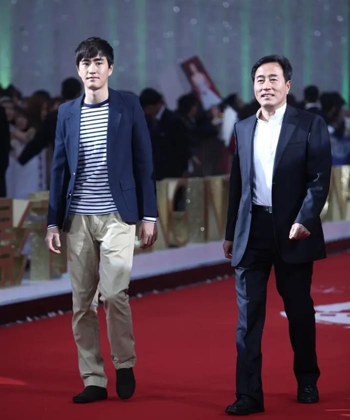 杨玏是怎么出道：杨玏的真实家世揭秘