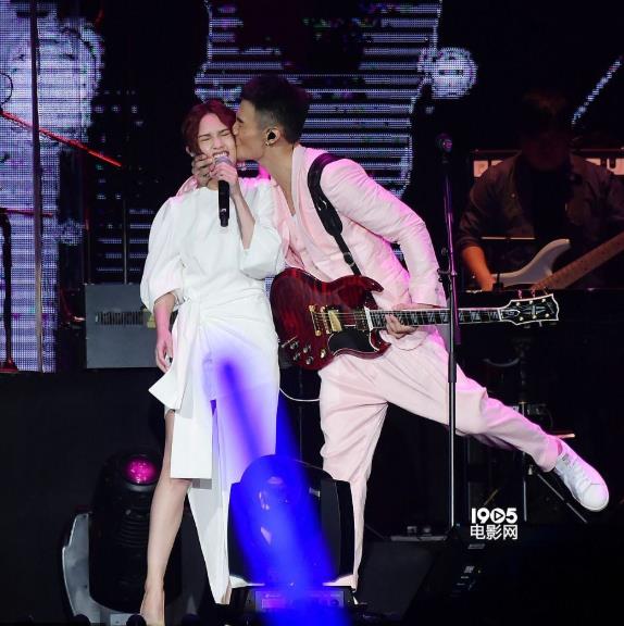 李荣浩和杨丞琳什么时候在一起