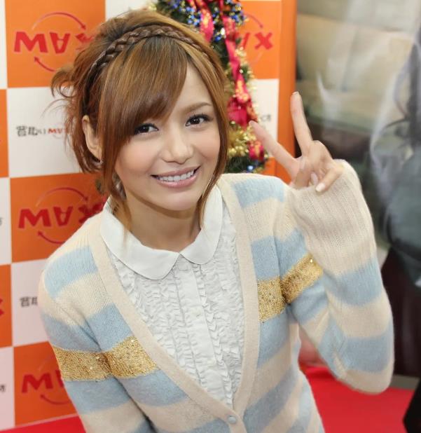 柚木提娜资料照片：柚木提娜性感照片大全