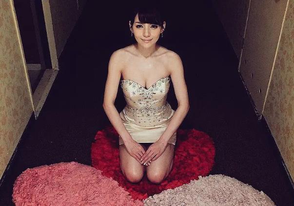 柚木提娜资料照片：柚木提娜性感照片大全