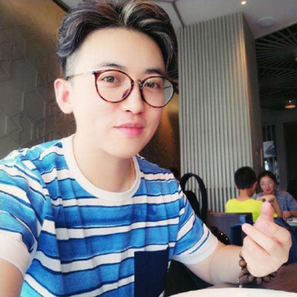 姚译添表白迪丽热巴是第几期：跑男导演姚译添妻子是谁