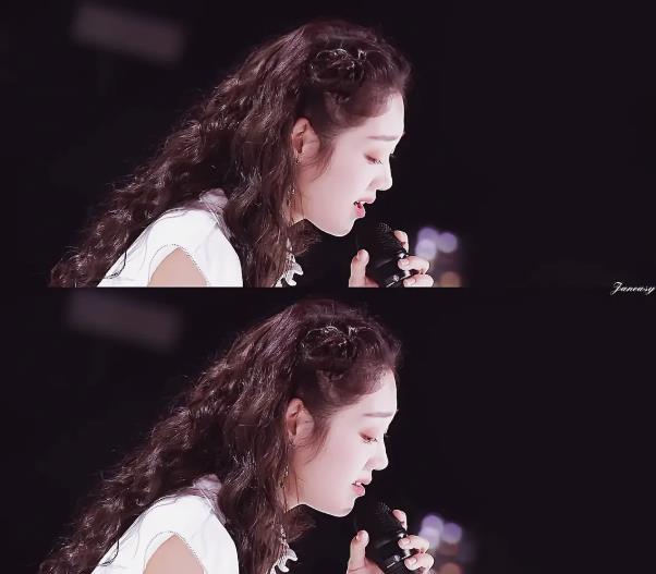 希林娜依高是哪里人什么民族：希林娜依高姓什么