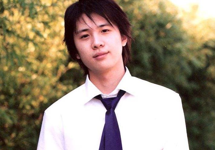 李智楠到底经历了什么：为什么一直不红不火