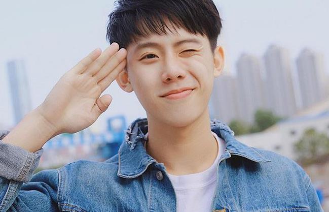 周奇被哪所学校录取了：周奇是怎么出道的