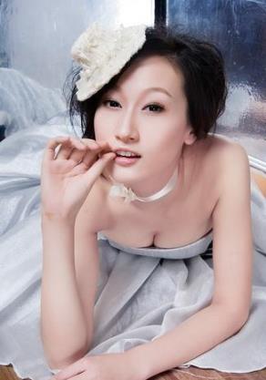 郑钧前妻孙峰个人资料