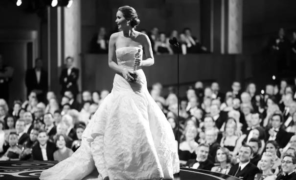 詹妮弗劳伦斯大表姐称号的来源：大表姐的代表作盘点