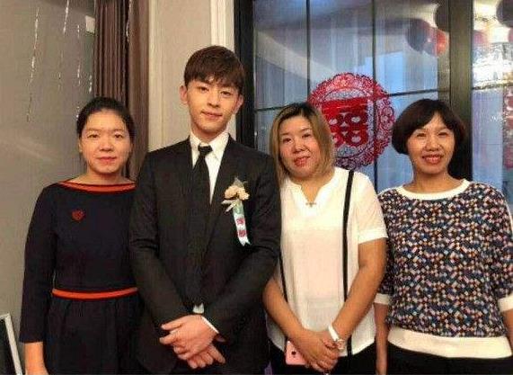 邓伦当伴郎是什么梗：邓伦和金晨为什么分手