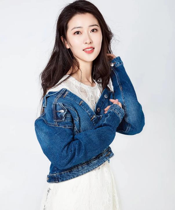 演员何雨虹的个人资料：何雨虹是富二代吗