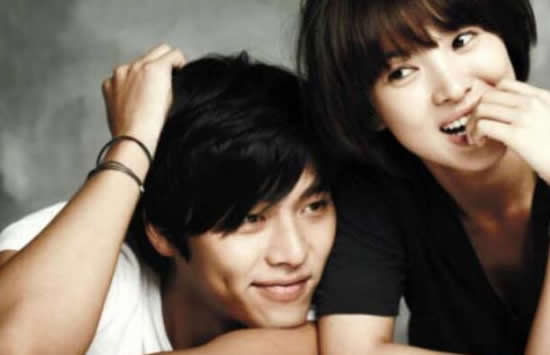 宋慧乔方否认与玄彬复合 宋慧乔深夜与玄彬遛狗散步是怎么回事