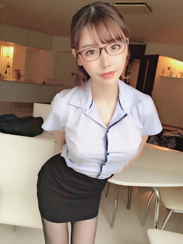 深田咏美个人资料经历：深田咏美剧照欣赏