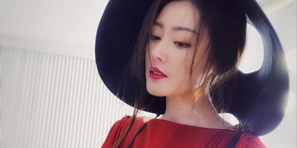 张天爱年龄到底多大? 张天爱年龄到底多大?