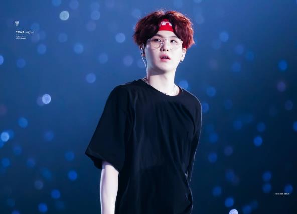 闵玧其洗蕃茄是什么梗：闵玧其宋雨琦什么关系