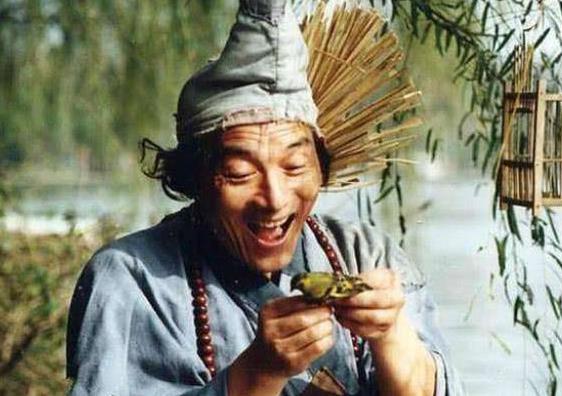 游本昌个人资料简介：游本昌穿越救女友是什么电影