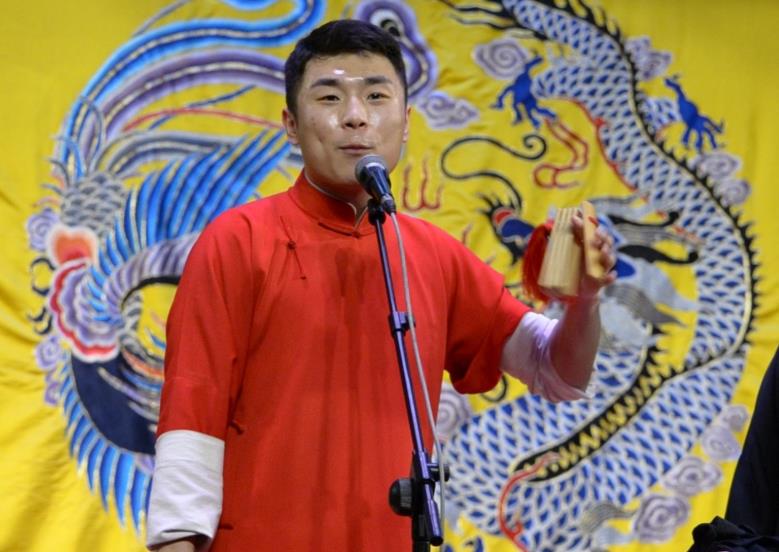 张九南停演怎么回事：张九南定场诗合集