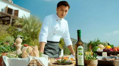 谢霆锋做饭水平怎么样:谢霆锋为什么喜欢做菜 谢霆锋做饭水平怎么样:谢霆锋为什么喜欢做菜