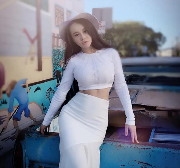 冉莹颖的个人资料简介：冉莹颖和邹市明是怎么认识的