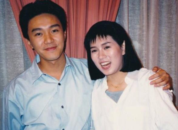 周星驰个人感情经历:周星驰等了谁一辈子 周星驰个人感情经历:周星驰等了谁一辈子