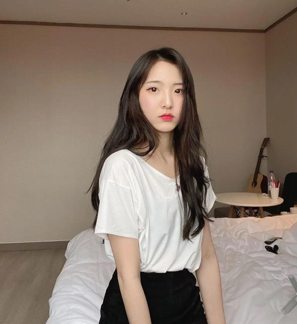 郑乃馨的家世：郑乃馨在泰国火吗