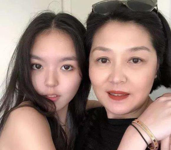 哈文最近的情况：哈文新恋情是怎么回事