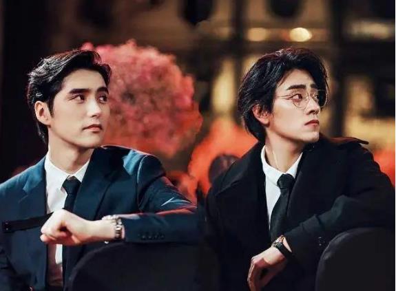 郑云龙阿云嘎是怎么认识的：郑云龙有女朋友吗