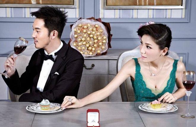 胡可和沙溢是怎么认识的：沙溢年轻的时候有多帅