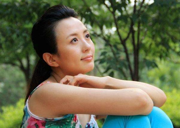 杨童舒老公是谁：杨童舒个人资料及感情经历