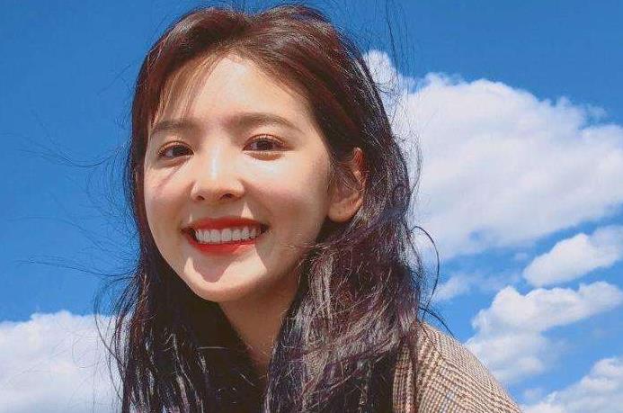 章若楠是怎么走红的：章若楠和许光汉在一起了吗