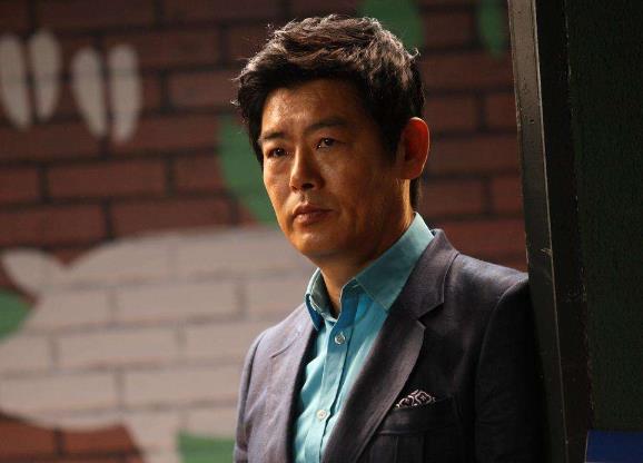 成东日在韩国的地位：成东日李一花什么关系