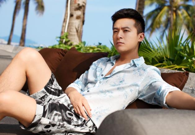 朱雨辰现在怎么不拍戏了：朱雨辰谈过的女友都有谁