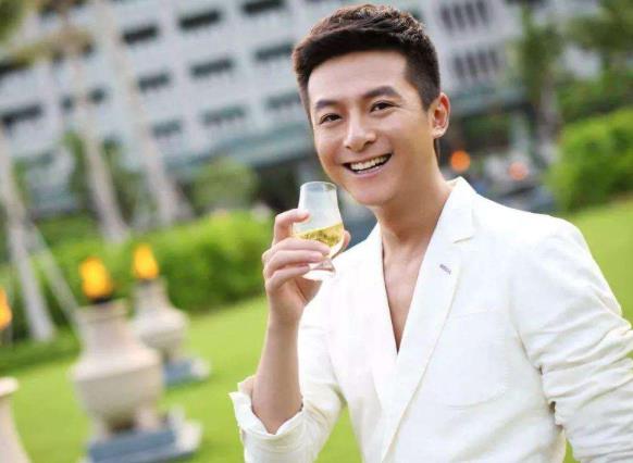 朱雨辰现在怎么不拍戏了：朱雨辰谈过的女友都有谁