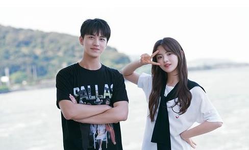 杨超越和许魏洲合作什么剧：杨超越为什么转型演员