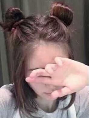 女生披肩卷发怎么扎好看,如何打理披肩卷发 女生披肩卷发怎么扎好看,如何打理披肩卷发