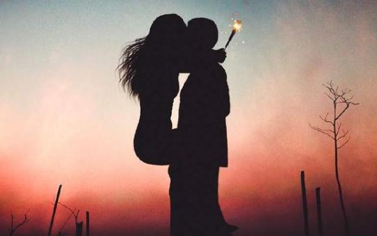 什么是初吻:你的初吻是什么时候及初吻的感觉 什么是初吻:你的初吻是什么时候及初吻的感觉