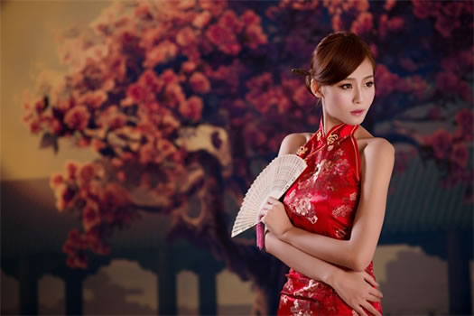 古时候女人穿旗袍