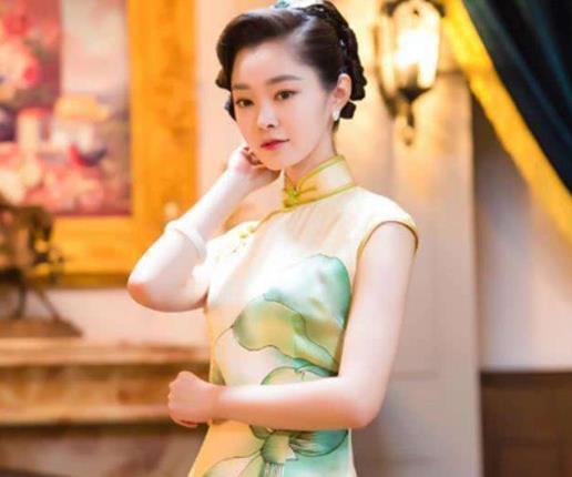 宋轶为什么被叫做小腰精：宋轶旗袍照多好看