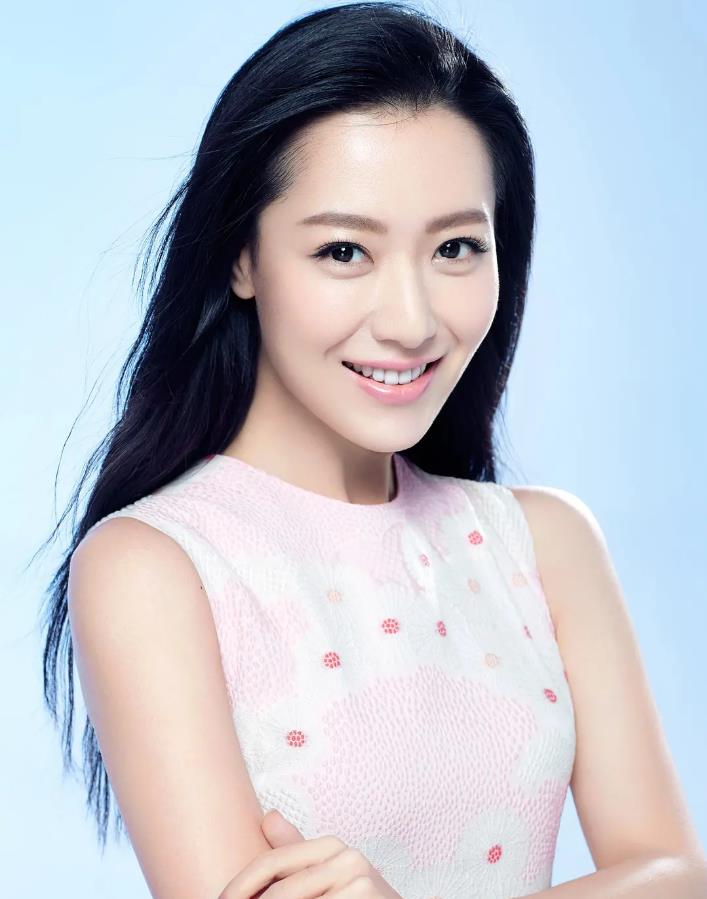 白冰为什么这么有钱：白冰资源为什么这么好