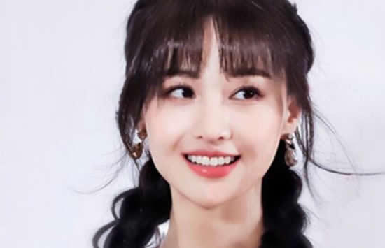 郑爽个人资料简介及最新图片写真介绍