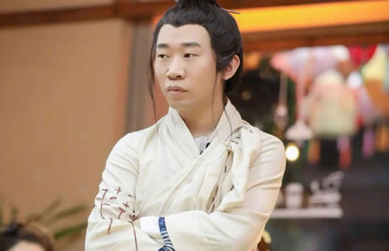 杨迪个人资料简介及最新图片介绍