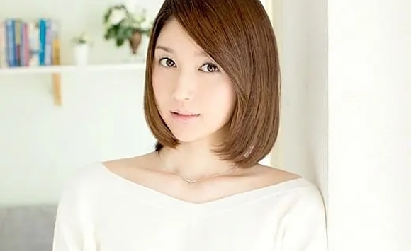 上原瑞穗个人资料 上原瑞穗代表作品及美照