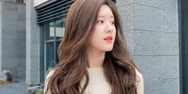 赵露思是哪个公司旗下的