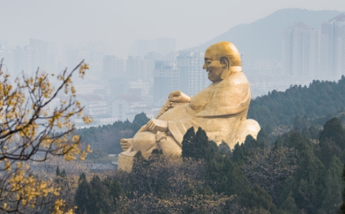 华藏世界有候补佛吗？释迦牟尼佛之后成佛的是谁？