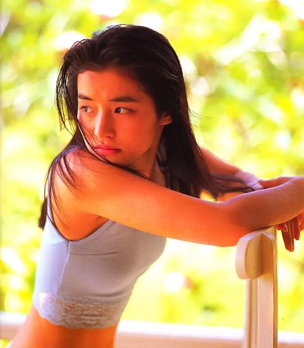 日本熟女明星颜值最高的十人