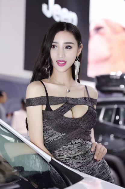 抖音大胸美女网红