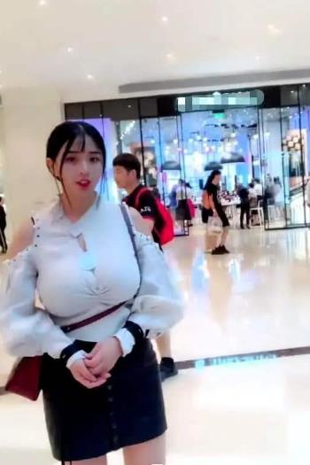 抖音大胸美女网红