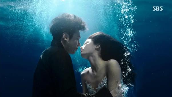 韩剧推荐值得看的10部，颜值高很火很甜的韩剧