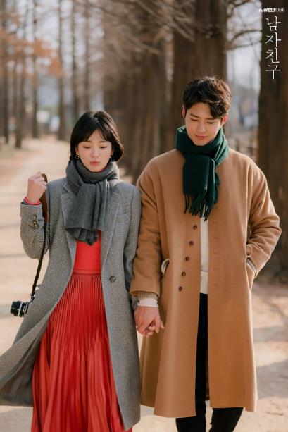 韩剧推荐值得看的10部，颜值高很火很甜的韩剧