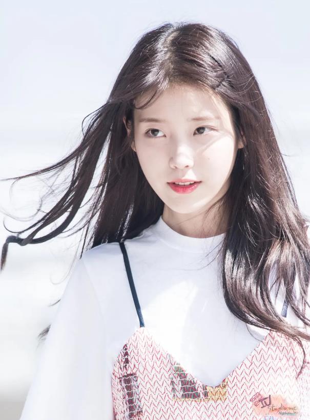 李知恩八卦及最美照片